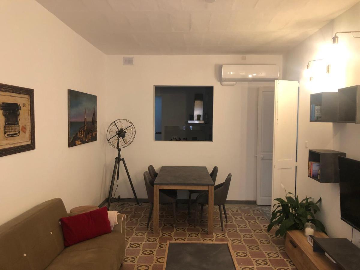Valletta Retro Apartment Екстер'єр фото