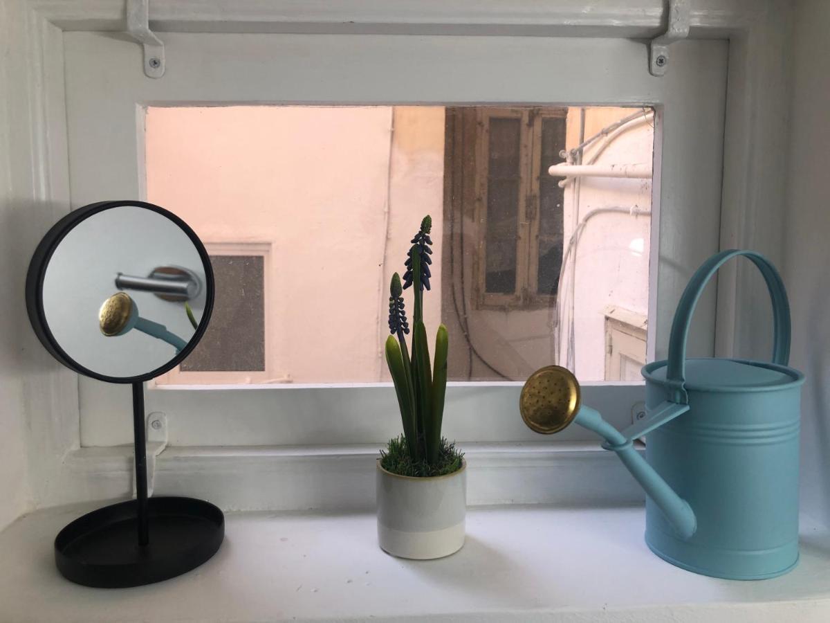 Valletta Retro Apartment Екстер'єр фото